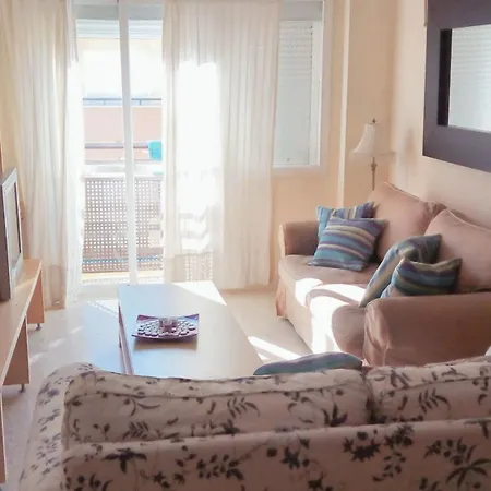 公寓 Spacious In Near Beaches 115 M²